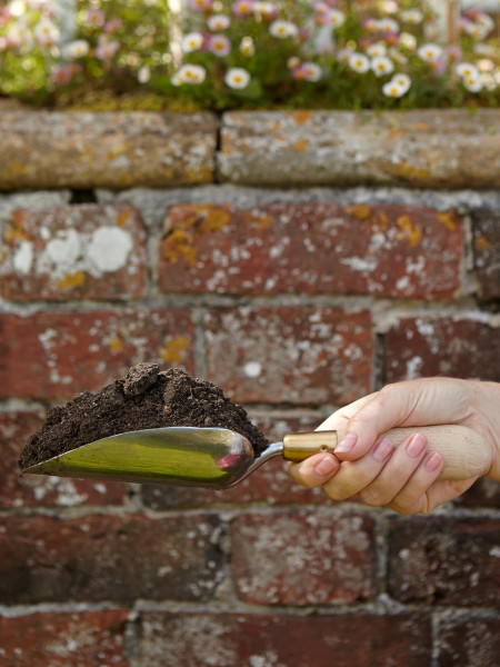Sophie Conran Gartenschaufel seitlich