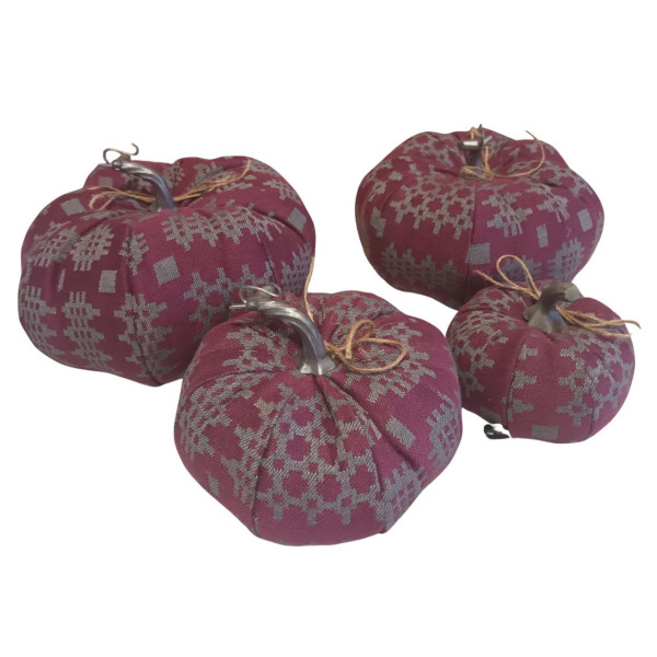 Dekokürbisse | Design Walisisch - Purpur | in 4 Größen | handmade | aus Wales