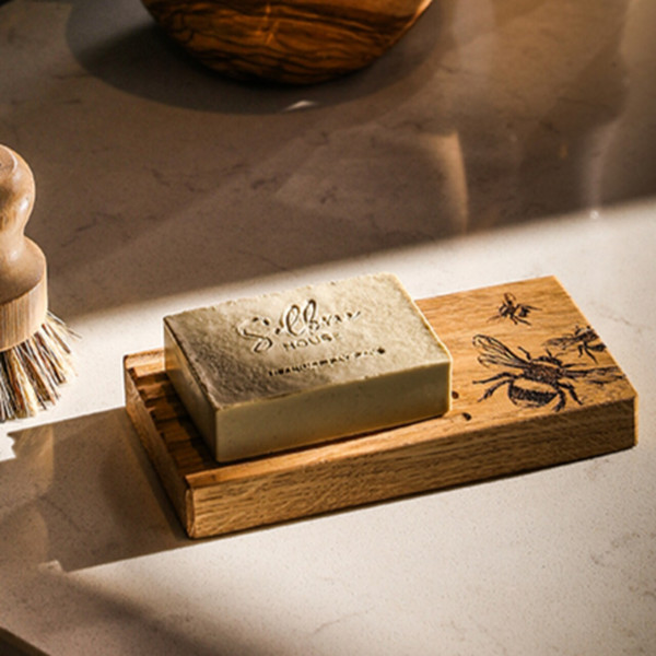 Seifenschale aus Schottland | Motiv Biene | von Selbrae House - Schottland