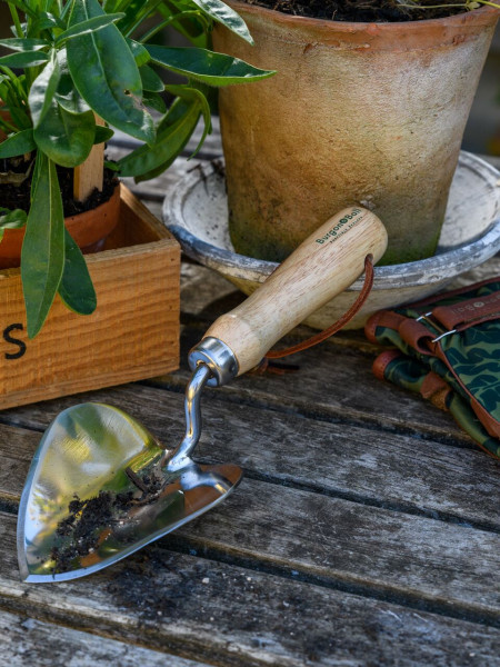 Pflanzkelle von Burgon & Ball | 'Herz' aus rostfreiem Edelstahl