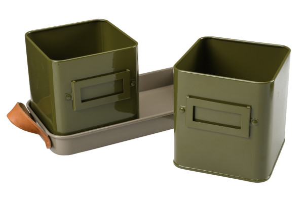 Kräutertöpfe aus Metall, olivfarben pulverbeschichtet | Tablett in Trüffel