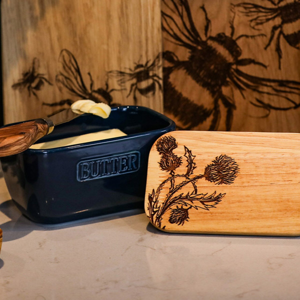 Blaue Butterdose | Design Distel | von Selbrae House, Schottland