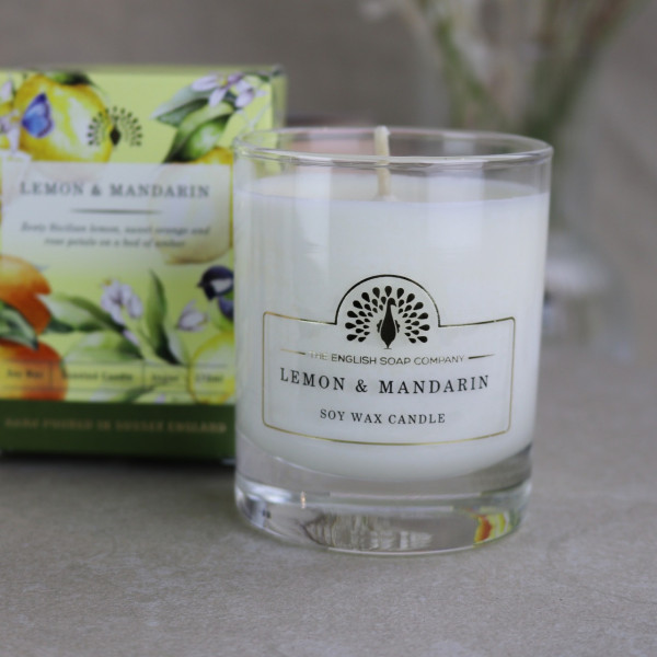 Aromatisch duftend | Duftkerze 'Zitrone & Mandarine' | The English Soap Company