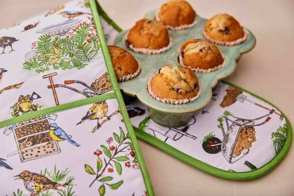 Ulster Weavers | Garden Birds | Double Oven Glove