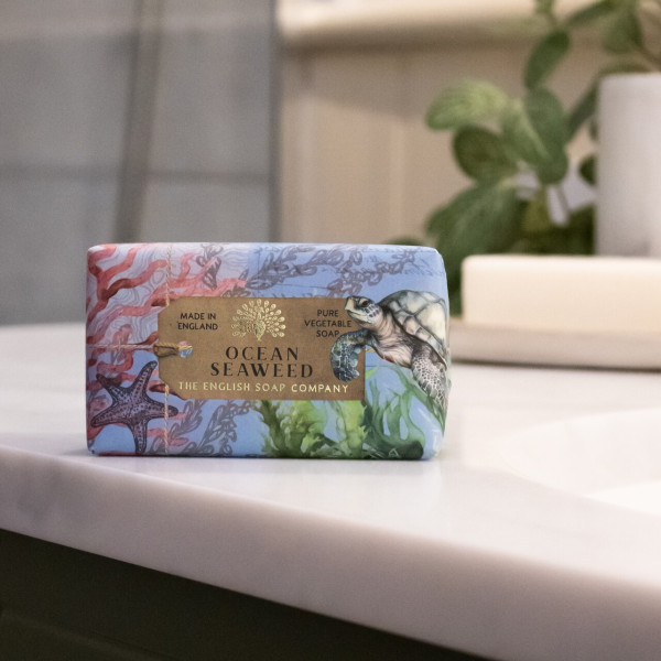 Jubiläumsseife | Meeresalgen | mit feinem Peeling | in der neuen Verpackung