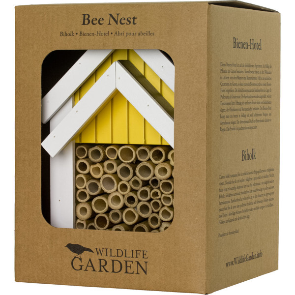Gelbes Wildbienenhaus in der Verpackung